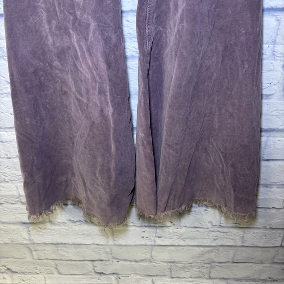 We The Free Pants Womens 29 Plum Purple Corduroy Flare Raw Hem Free People - Picture 4 of 16
